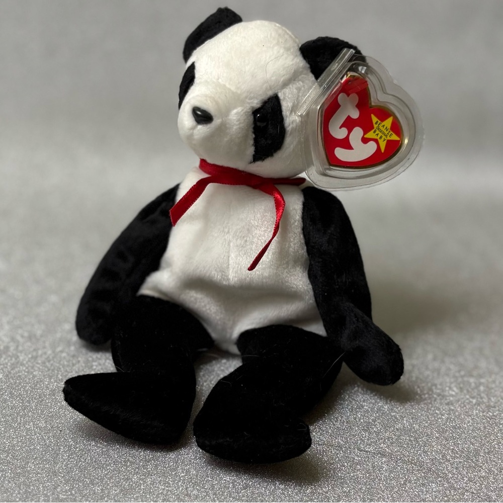 TY Beanie Baby “Fortune” – Classic Black & White Panda Bear (Hang Tag Attached!)